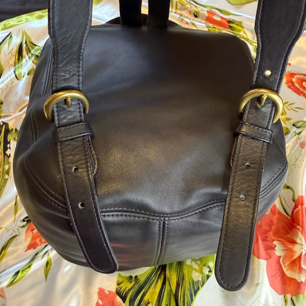 Coach Back Sac Backpack Vintage| Black Leather | Style E6H-4134 - Picture 7 of 15